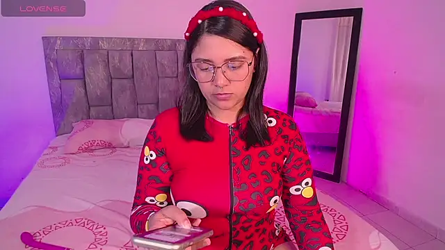 DIANEE 01 online show from 11-13-25, 12:31