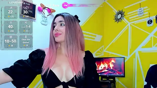 Nikolle Rouss online show from 02-11-26, 11:54