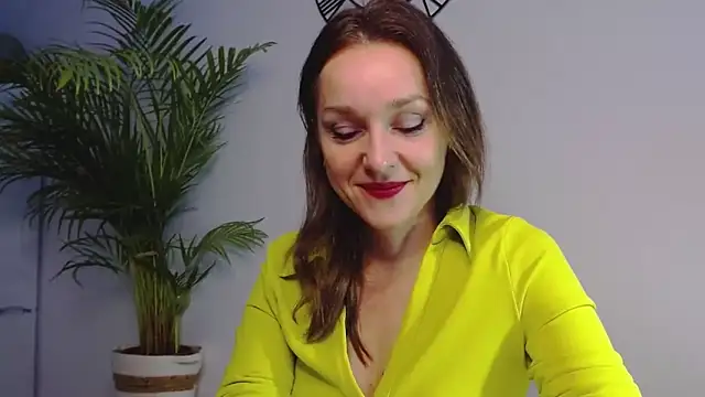 AliciaDesire online show from 01-06-25, 08:03