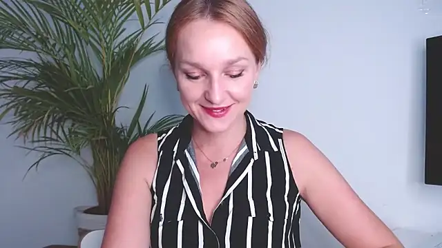 AliciaDesire online show from 09-30-25, 05:56