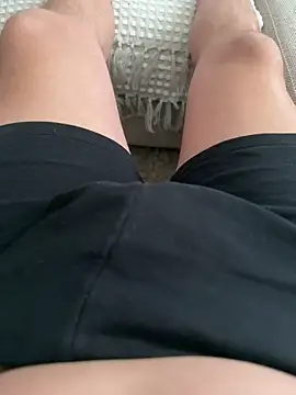 Snapshot of daddybear100 chatting on 01-10-25, 08:51 daddybear100 online show from 01-10-25, 08:51