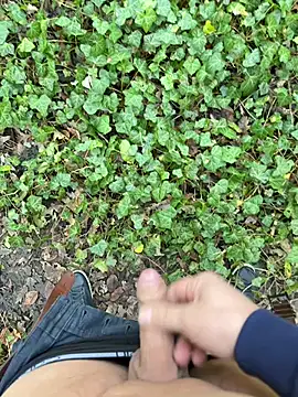 Snapshot of daddybear100 chatting on 03-06-25, 01:03 daddybear100 online show from 03-06-25, 01:03