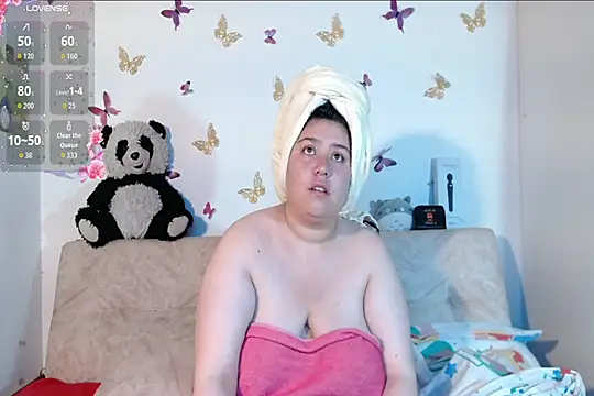 LennaTurnerr online show from 02-11-26, 12:43