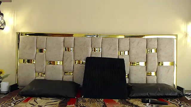 ling ling24 online show from 01-28-25, 06:16