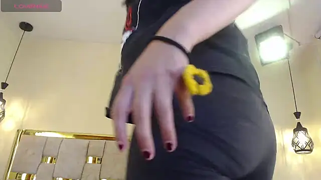 dakota guirl online show from 02-19-25, 03:17