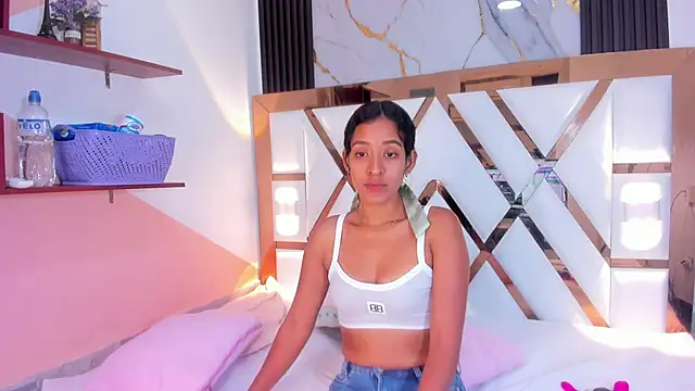 Snapshot of amberr_sweett69 chatting on 03-08-25, 06:47 amberr sweett69 online show from 03-08-25, 06:47