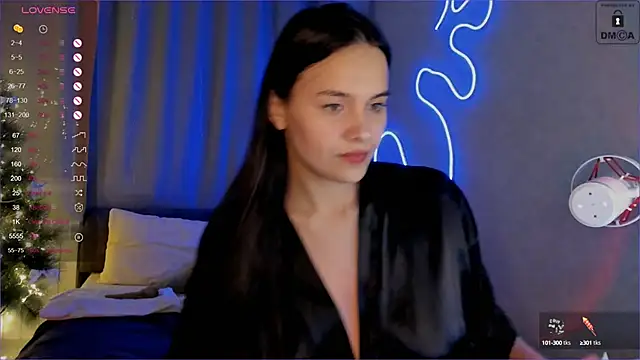 Snapshot of _Sweetie_ chatting on 01-10-25, 01:20 Sweetie online show from 01-10-25, 01:20