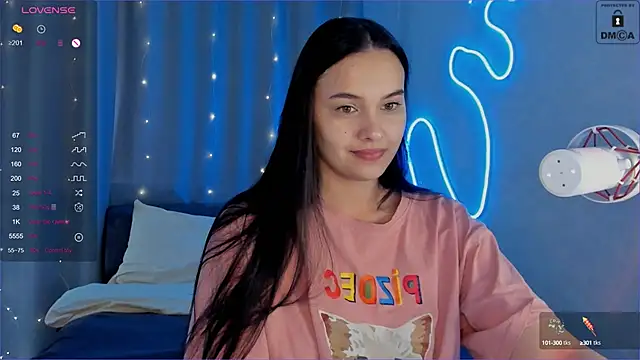Snapshot of _Sweetie_ chatting on 01-16-25, 06:46 Sweetie online show from 01-16-25, 06:46