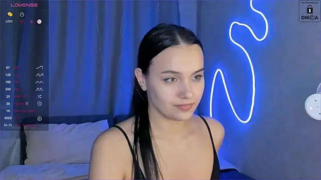 Snapshot of _Sweetie_ chatting on 01-23-25, 02:07 Sweetie online show from 01-23-25, 02:07