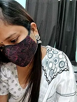 Snapshot of payal_sharma1 chatting on 02-28-25, 12:42 payal sharma1 online show from 02-28-25, 12:42