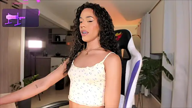  Miss Anna  online show from 07-17-26, 04:08