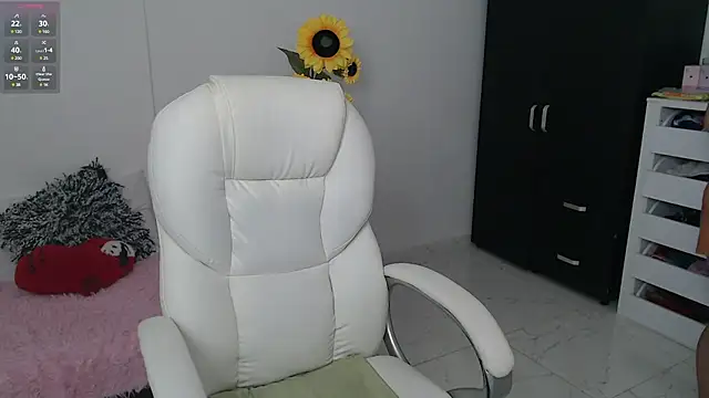 Ghada milf online show from 12-23-24, 02:24