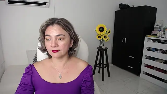 Ghada milf online show from 03-07-25, 05:38