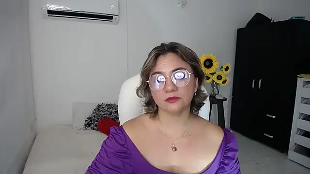 Ghada milf online show from 03-23-25, 03:54