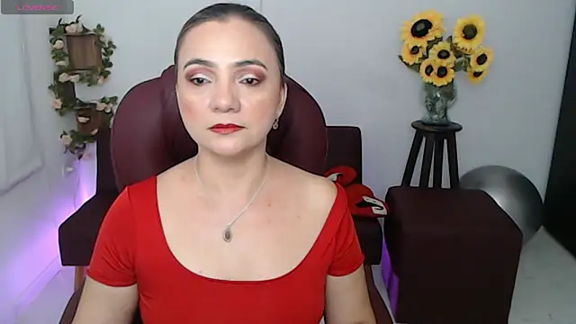 Ghada milf online show from 04-21-26, 11:07