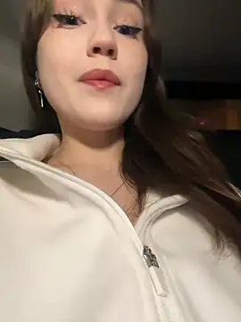 Snapshot of Peachy_Dream chatting on 01-17-25, 09:17 Peachy Dream online show from 01-17-25, 09:17