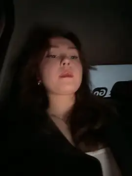 Snapshot of Peachy_Dream chatting on 09-13-25, 04:29 Peachy Dream online show from 09-13-25, 04:29