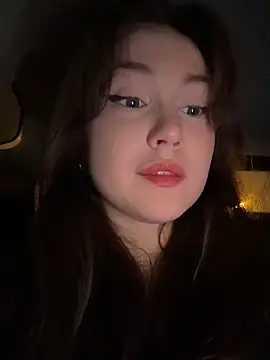 Peachy Dream online show from 11-23-25, 06:19