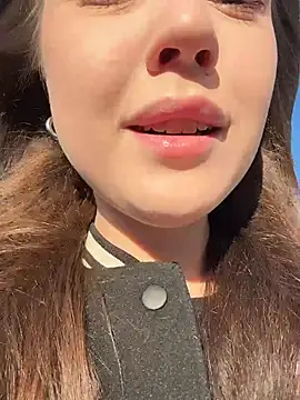 Peachy Dream online show from 04-21-26, 03:39