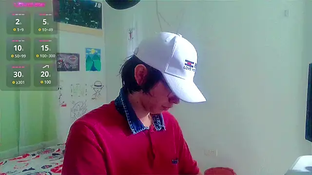 Snapshot of Andy_gray chatting on 03-21-25, 05:12 Andy gray online show from 03-21-25, 05:12