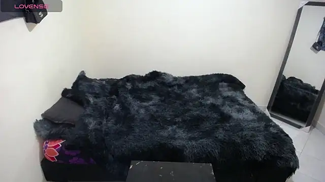 Snapshot of barbara_perri69 chatting on 03-19-25, 01:10 barbara perri69 online show from 03-19-25, 01:10