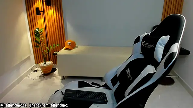 dafboy1 online show from 01-25-25, 12:48