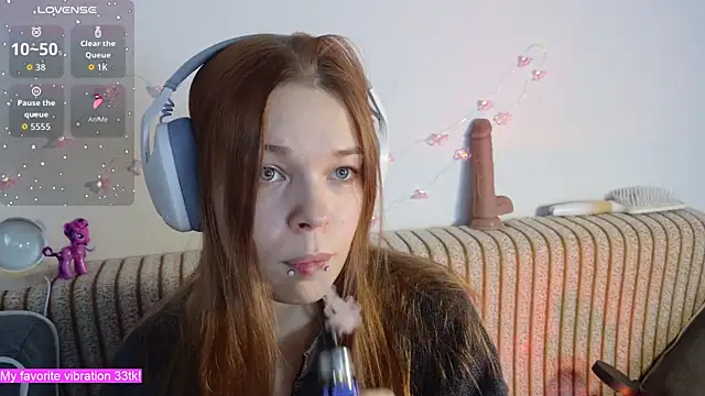 ValBae online show from 11-30-25, 09:41