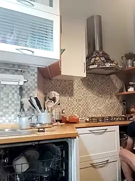 Frabox65 online show from 12-22-24, 06:17