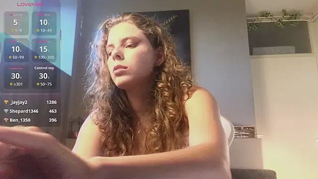 AyreenMoore online show from 07-08-26, 07:18