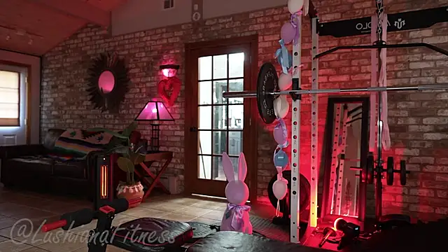 Snapshot of LushianaFitness chatting on 04-07-26, 05:13 LushianaFitness online show from 04-07-26, 05:13