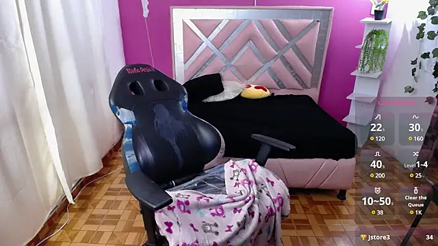 brithany smiith  online show from 01-10-25, 06:53