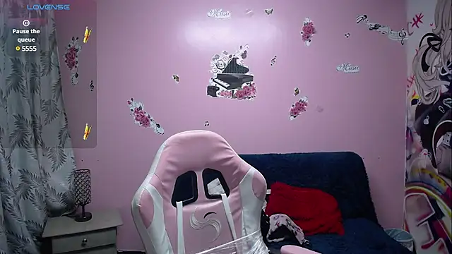 brithany smiith  online show from 01-29-25, 03:22
