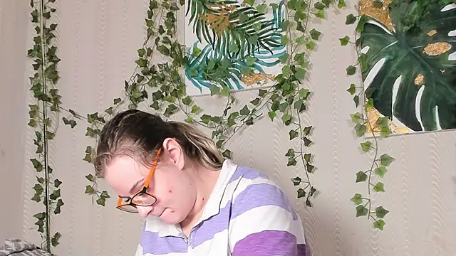 Seductive She Wolf online show from 11-06-25, 03:46