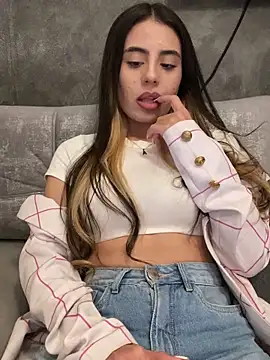 AbyThompson online show from 02-15-25, 06:23