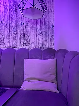 AbyThompson online show from 09-22-25, 12:29