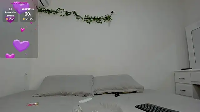 ashley lemus online show from 12-02-25, 11:56