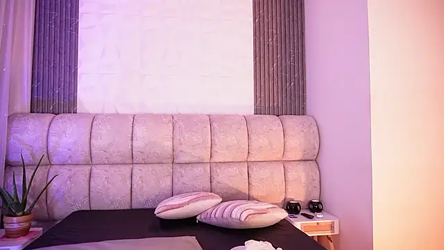 Godess Scarlett77 online show from 03-11-26, 03:12