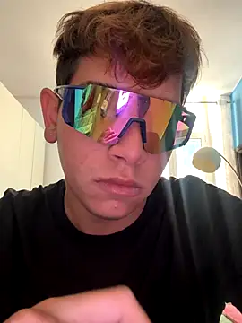 calleaaaa online show from 10-24-25, 09:17