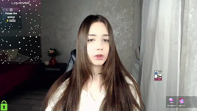 Mary Moonlight online show from 01-14-25, 05:12