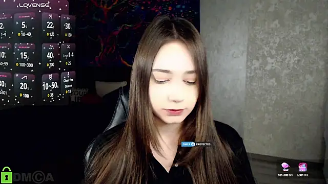 Mary Moonlight online show from 02-15-25, 04:56