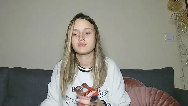 Submissive love online show from 12-16-24, 08:58