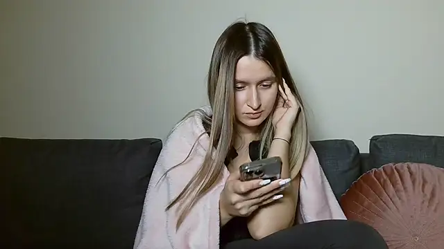 Submissive love online show from 12-23-24, 06:58