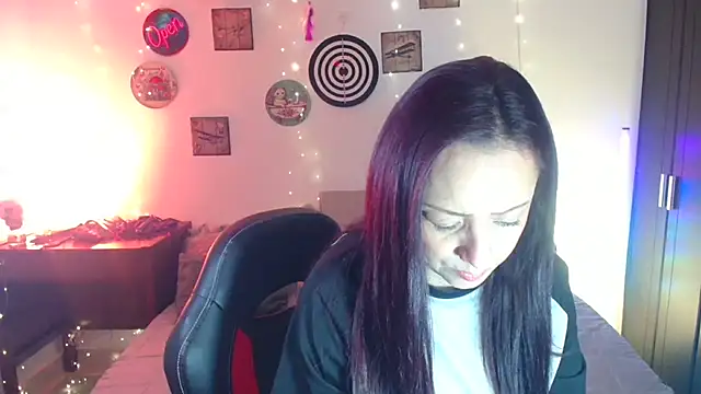 catalinamommyx online show from 06-13-26, 11:02