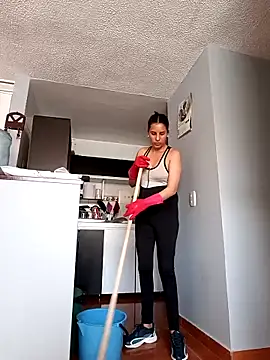 Bonny Klote online show from 03-20-25, 09:46