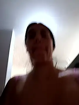 Bonny Klote online show from 02-12-26, 02:56