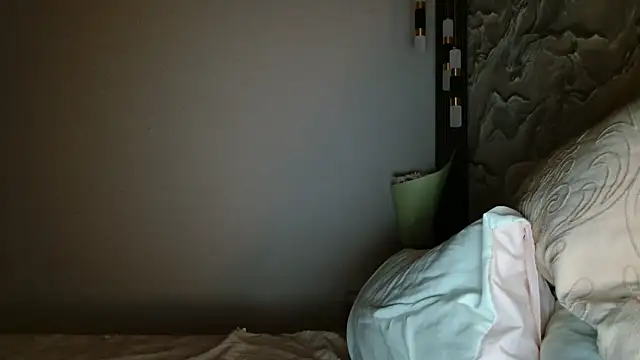  CattrinaVegas  online show from 11-22-25, 07:57