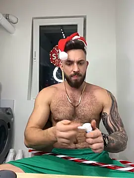 Snapshot of LoveIsBlind_ chatting on 12-24-24, 07:22 LoveIsBlind  online show from 12-24-24, 07:22