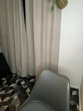 Snapshot of NaomiSquirts chatting on 12-21-24, 11:13 NaomiSquirts online show from 12-21-24, 11:13