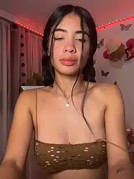 Snapshot of lina_pink chatting on 12-03-24, 05:31 lina pink online show from 12-03-24, 05:31