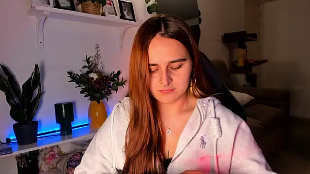 evy orange1 online show from 03-14-26, 12:06